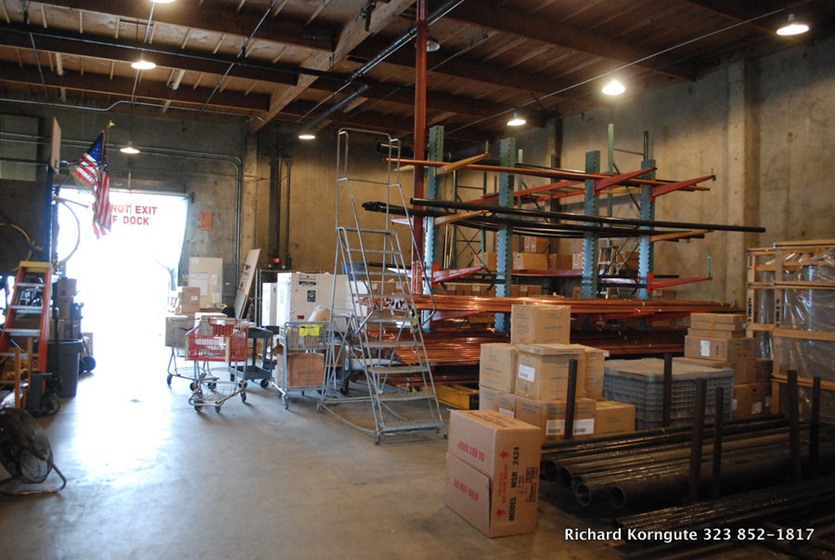 01-Plumbing Warehouse.jpg