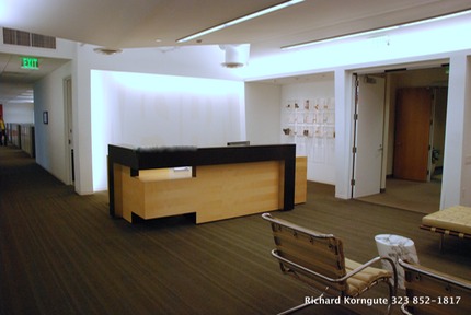 09-West Office-008.JPG