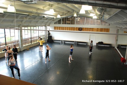 11-Dancer's Studio-010.JPG