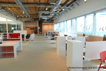 14-The Chair Showroom-013.JPG